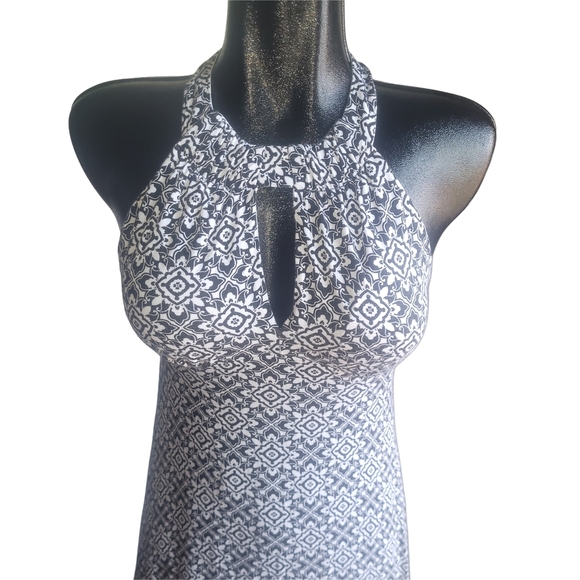 Laundry By Shelli Segal Black and White Halter Dress - Picture 2 of 6